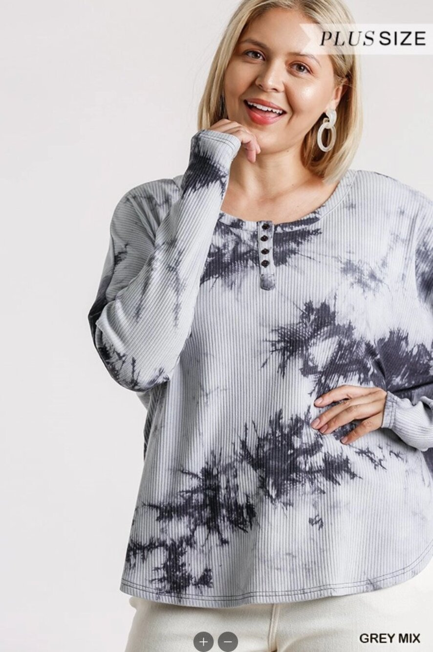UMGEE - Tie Dye Round Neck Ribbed Button Front Top with Round Hem - Grey